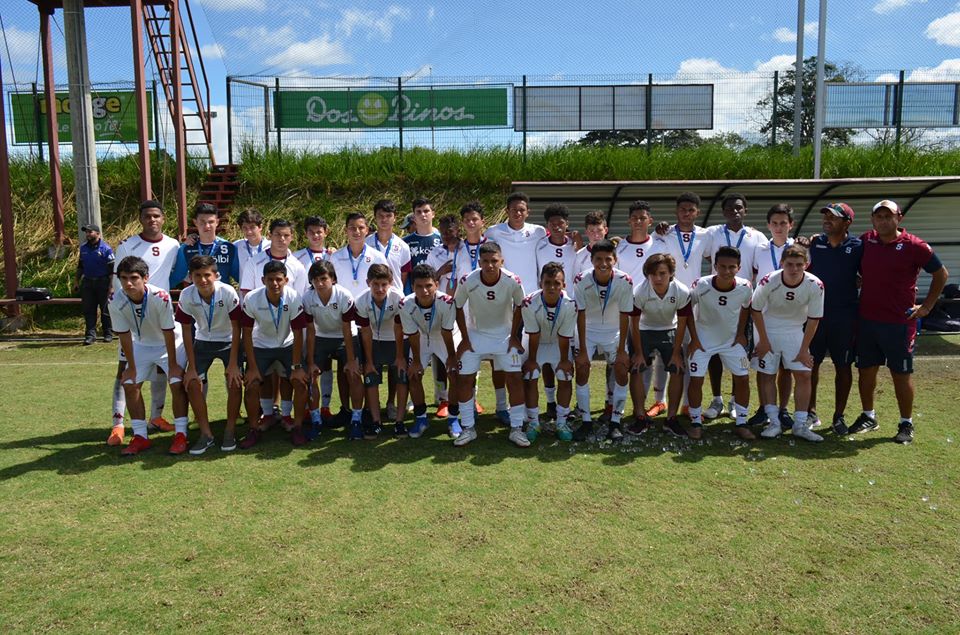 Organo Disciplinario sancionó a Alajuelense por insultos racistas a jovenes de 15 años post thumbnail image