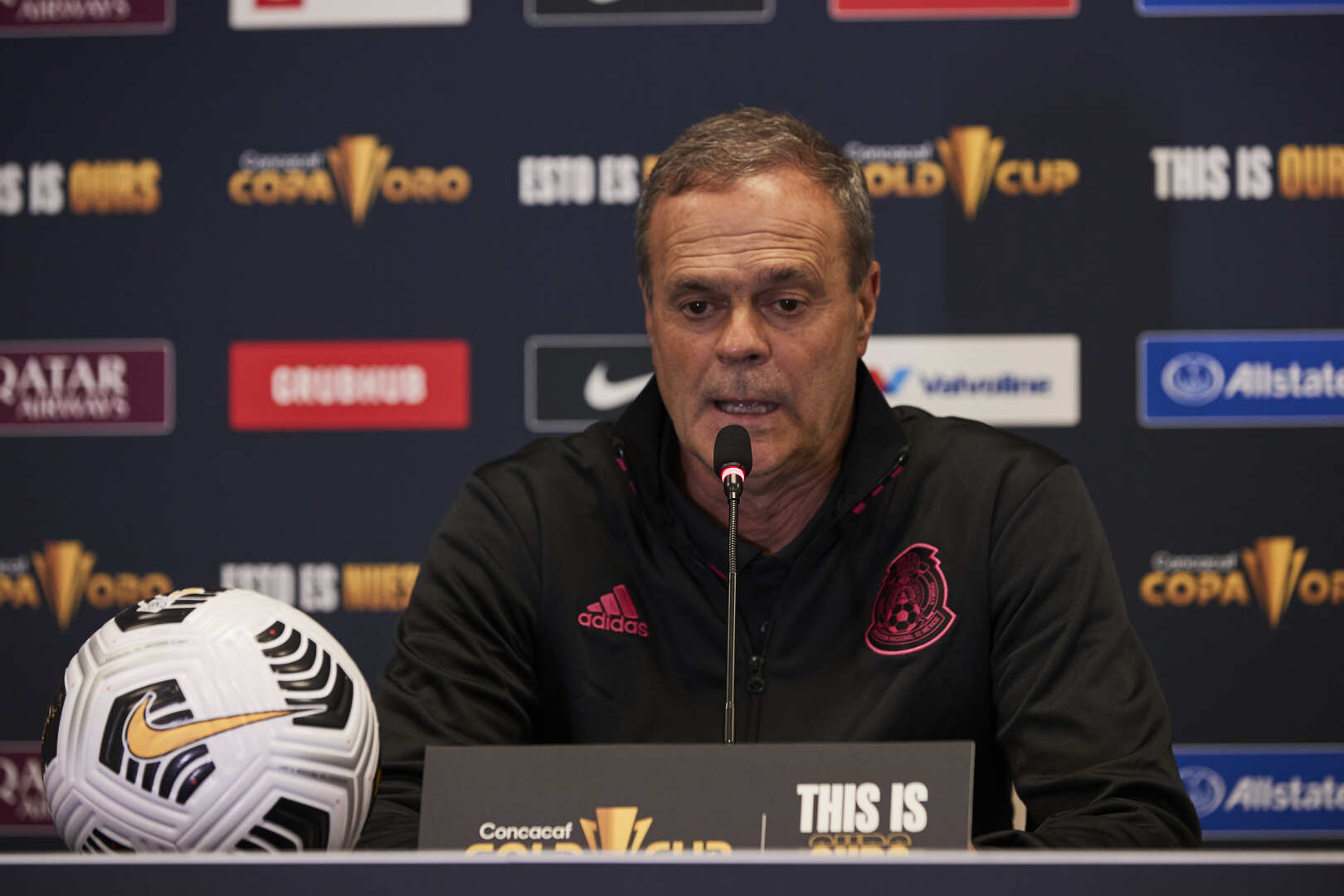 Asistente de la Selección Mexicana da detalles del estado de salud de Hirving Lozano post thumbnail image