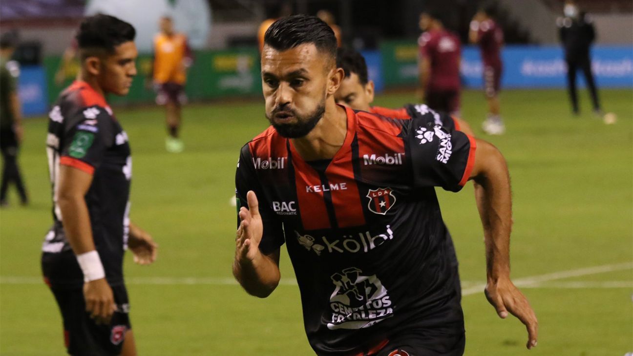 Giancarlo González: “Estamos en la siguiente ronda en los dos torneos” post thumbnail image